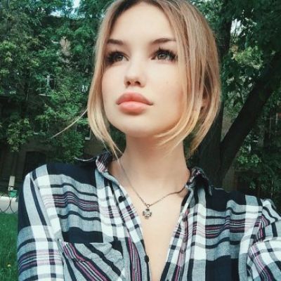 Снять девушку на час (Наталья, 25 лет)