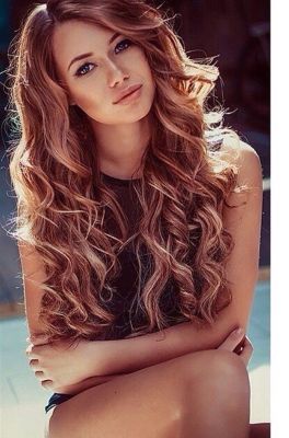 Интимное свидание с блядью Мила (23 лет)