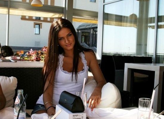 Лика — закажите эту проститутку онлайн в Киеве