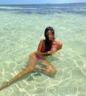 Настя — сексуальный массаж «Веточка сакуры»