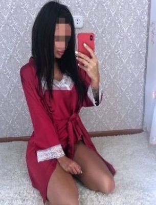 Оля, рост: 169, вес: 65