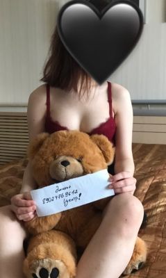 Снять девушку (Александра, рост: 162, вес: 56)