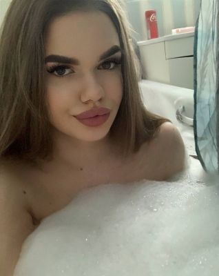 Бюджетная проститутка Ксения и Динара, рост: 152, вес: 43